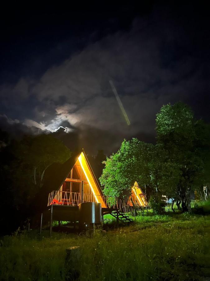 Glamping Wolf Mount Villa Margahovit Buitenkant foto