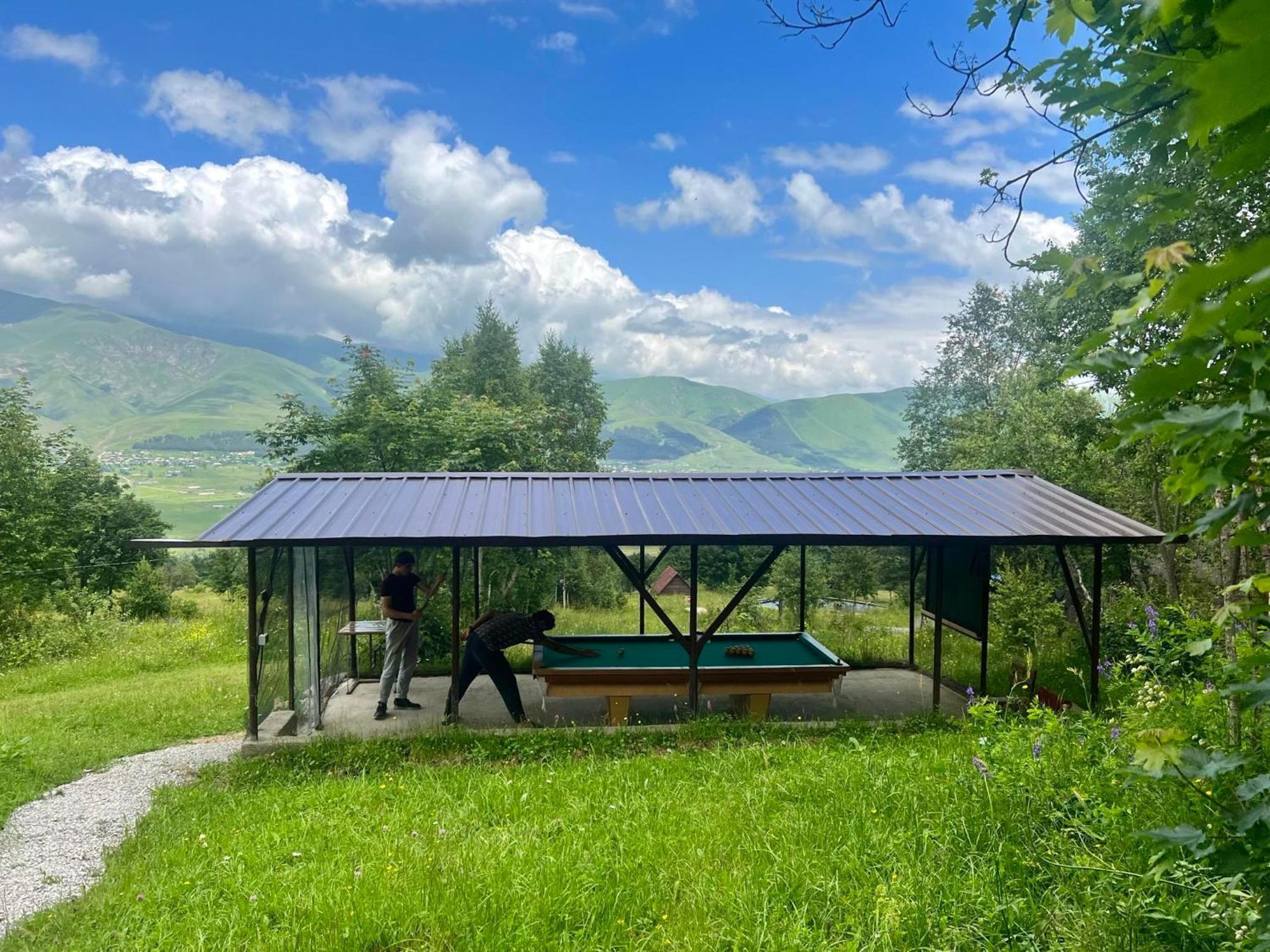 Glamping Wolf Mount Villa Margahovit Buitenkant foto